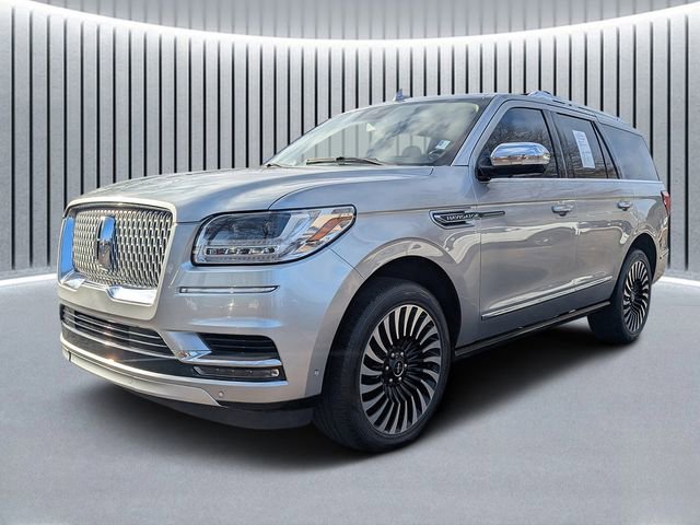 Used 2021 Lincoln Navigator Black Label w/ Cargo Convenience Package image 7