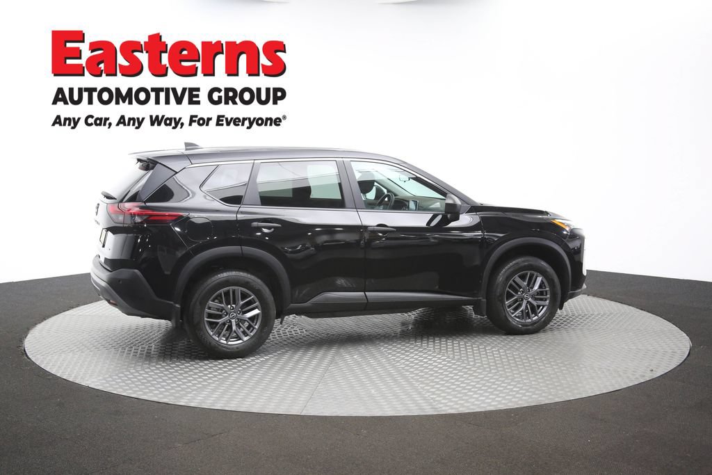 Used 2023 Nissan Rogue S AWD/4WD image 42