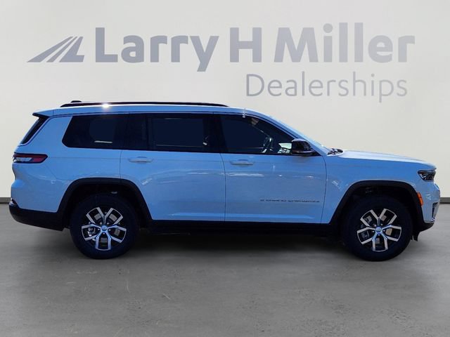 New 2025 Jeep Grand Cherokee L Limited w/ Trailer Tow Package AWD/4WD image 4