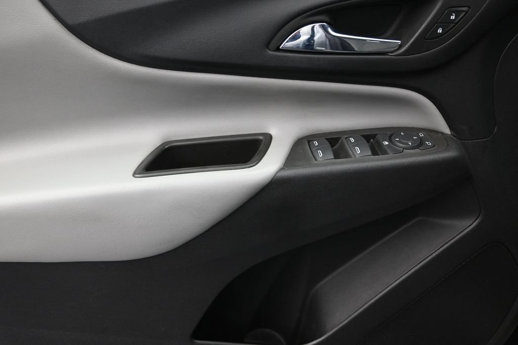 Used 2024 Chevrolet Equinox LS FWD image 12