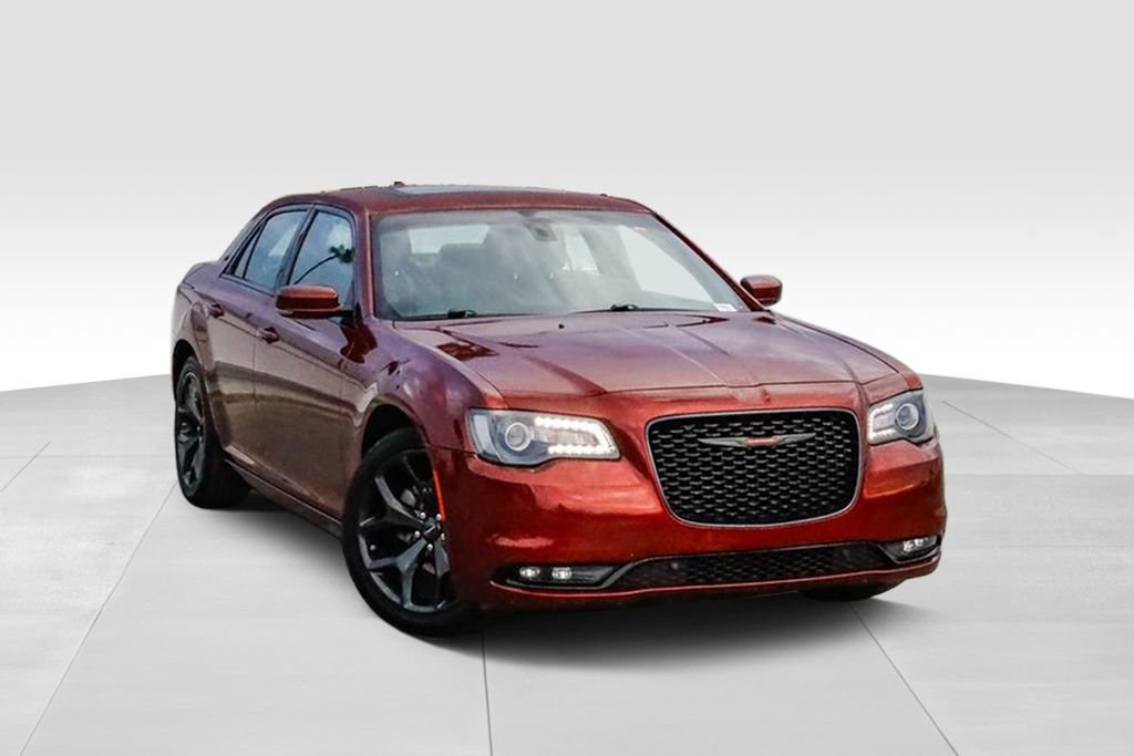 Used 2023 Chrysler 300 S image 2