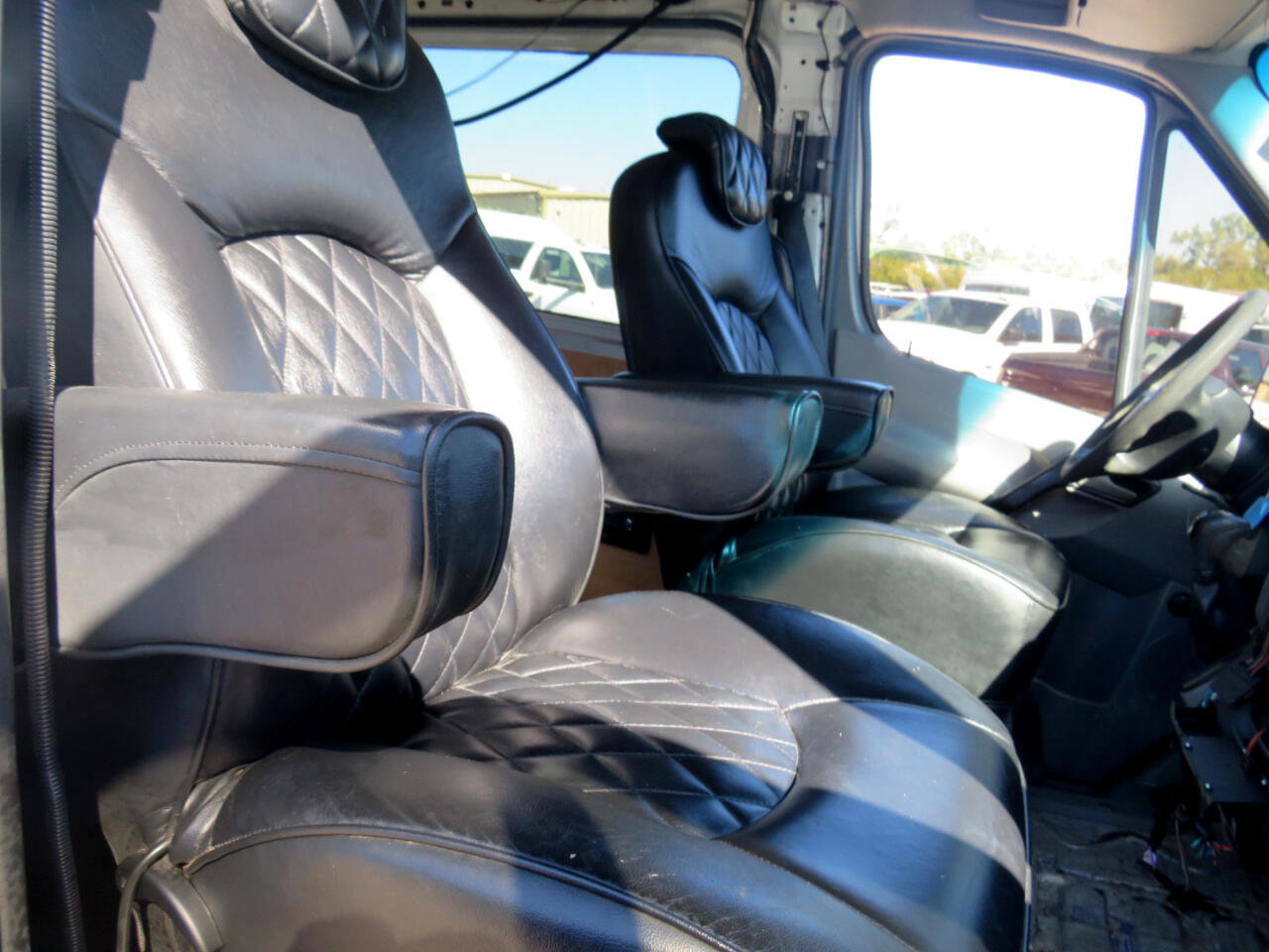 Used 2010 Freightliner Sprinter 2500 image 20