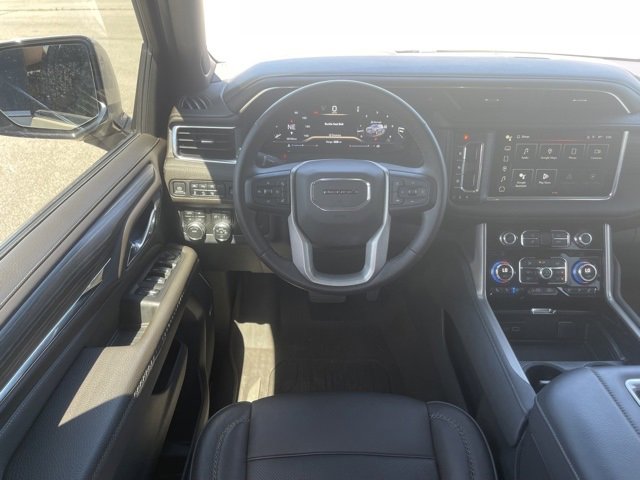 Used 2023 GMC Yukon Denali image 20
