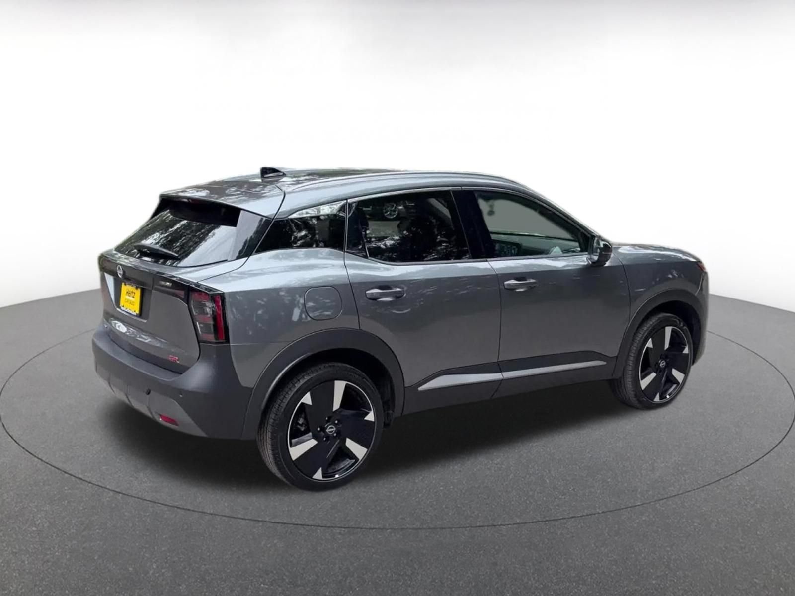 Used 2026 Nissan Kicks SR FWD image 15