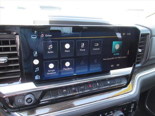 Used 2022 Chevrolet Silverado 1500 LT AWD/4WD image 26