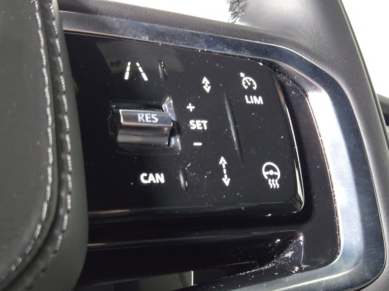 Used 2024 Land Rover Range Rover Sport SE image 24