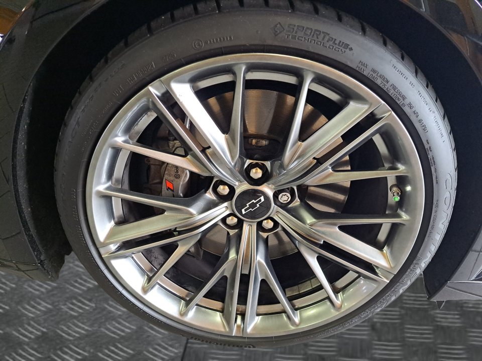 Used 2023 Chevrolet Camaro ZL1 RWD image 17