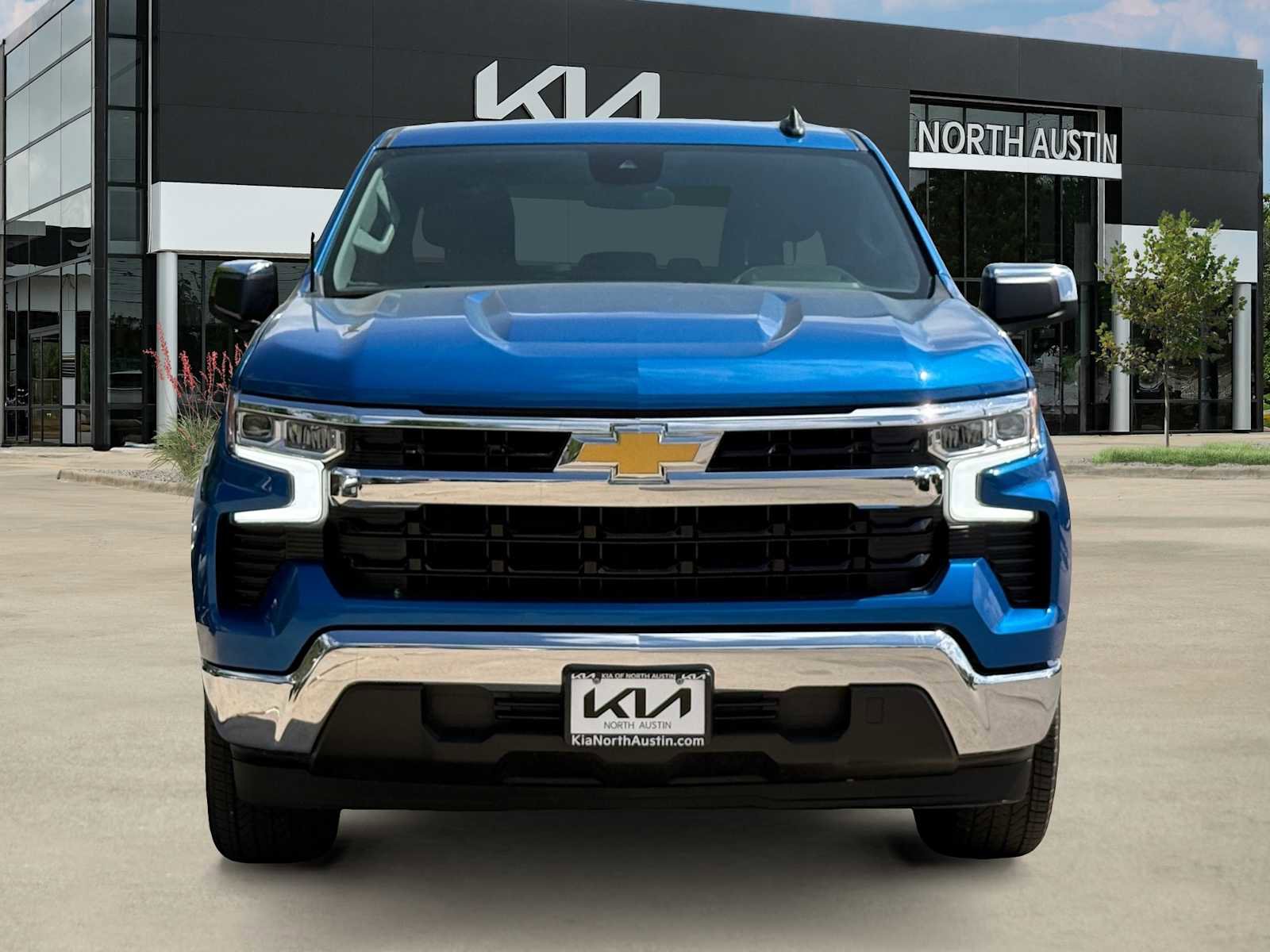 Used 2022 Chevrolet Silverado 1500 LT image 4