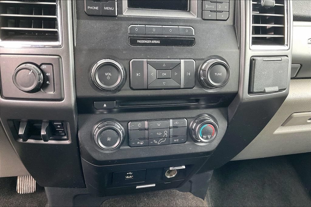 Used 2017 Ford F250 XLT AWD/4WD image 29