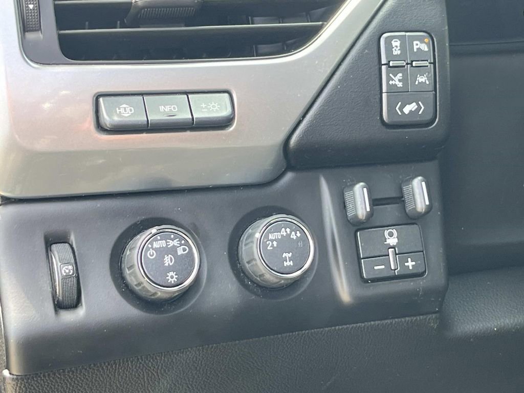 Used 2017 Chevrolet Tahoe Premier image 29