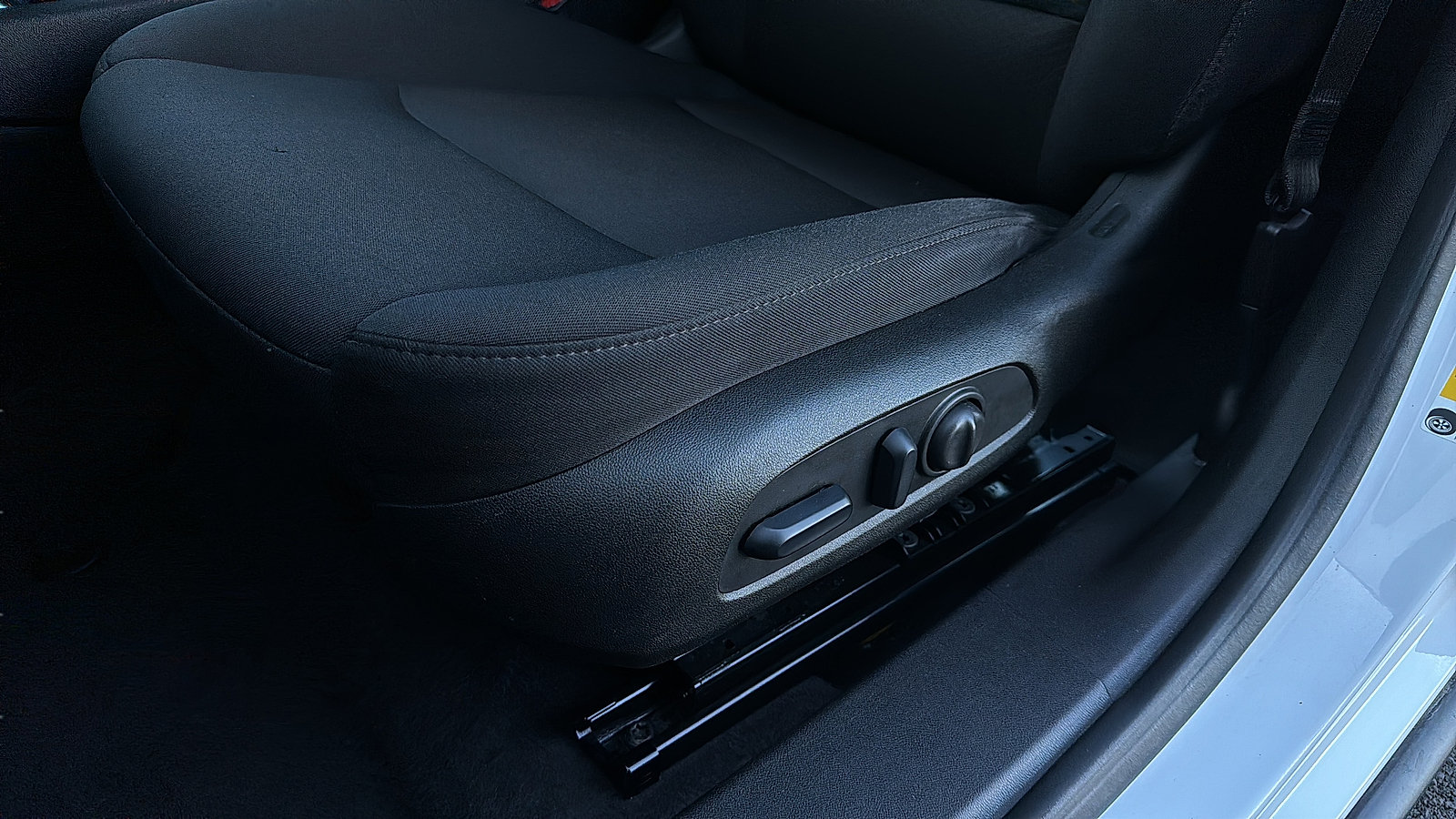 Used 2024 Chevrolet Malibu LT FWD image 24
