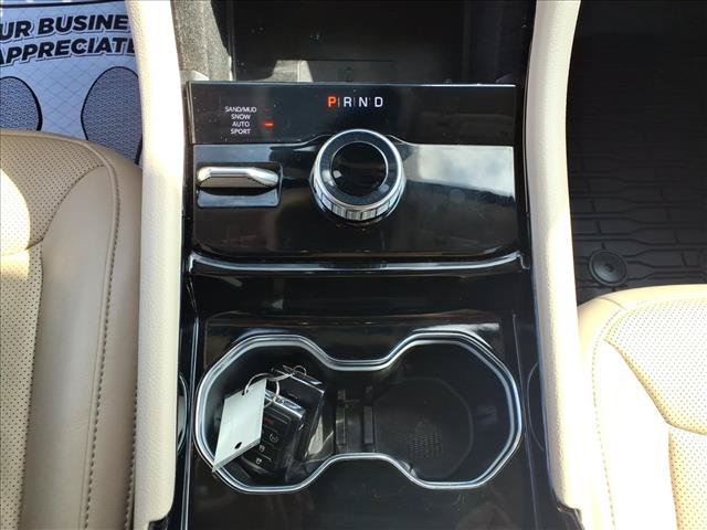 Used 2022 Jeep Grand Cherokee L Limited w/ Luxury Tech Group II AWD/4WD image 28