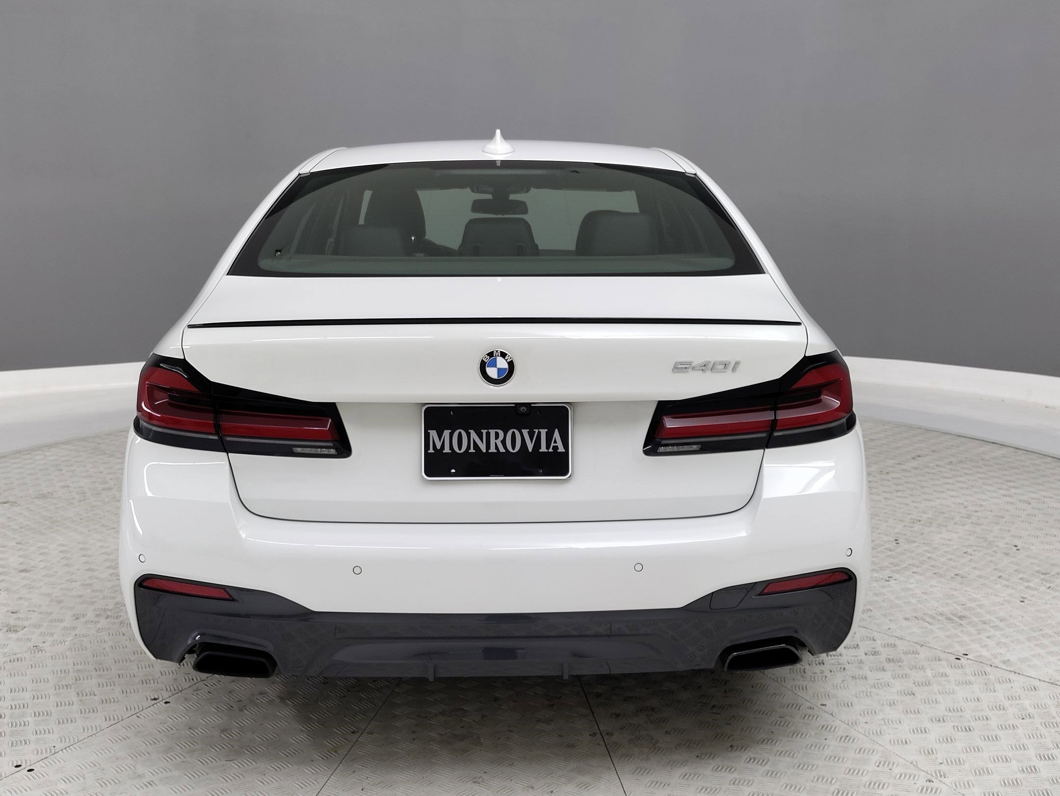 Certified 2023 BMW 540i w/ M Sport Package image 7