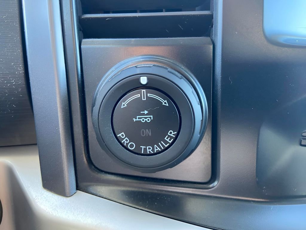 Used 2023 Ford F150 XLT w/ Trailer Tow Package image 30