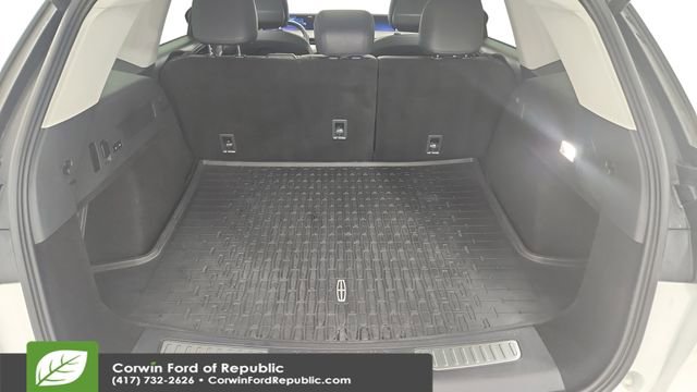 Used 2024 Lincoln Nautilus Reserve w/ Equipment Group 202A image 21