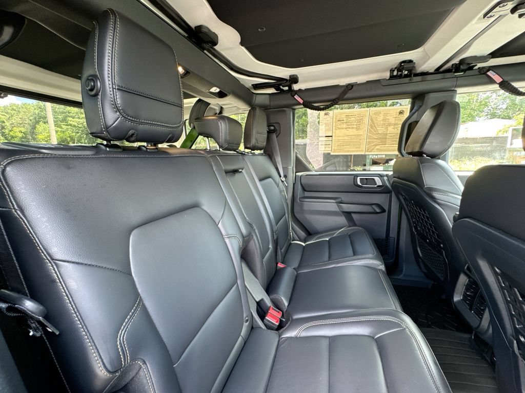 Used 2025 Ford Bronco Badlands AWD/4WD image 29
