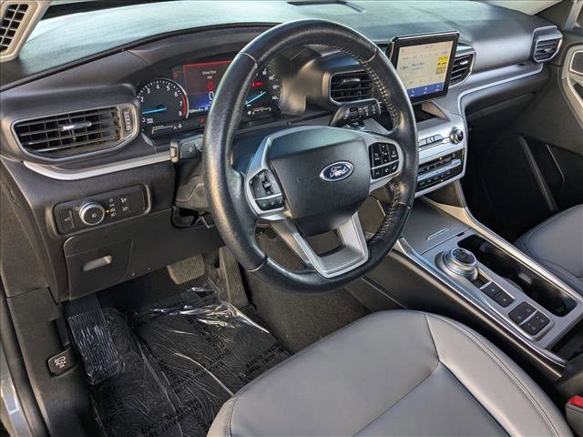 Used 2021 Ford Explorer XLT w/ Equipment Group 202A RWD image 10