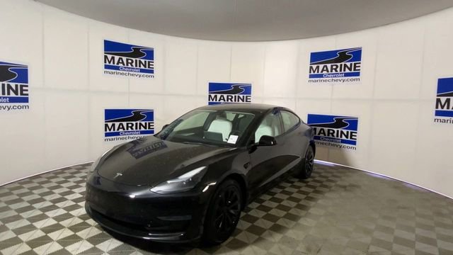Used 2023 Tesla Model 3 Standard Range image 6
