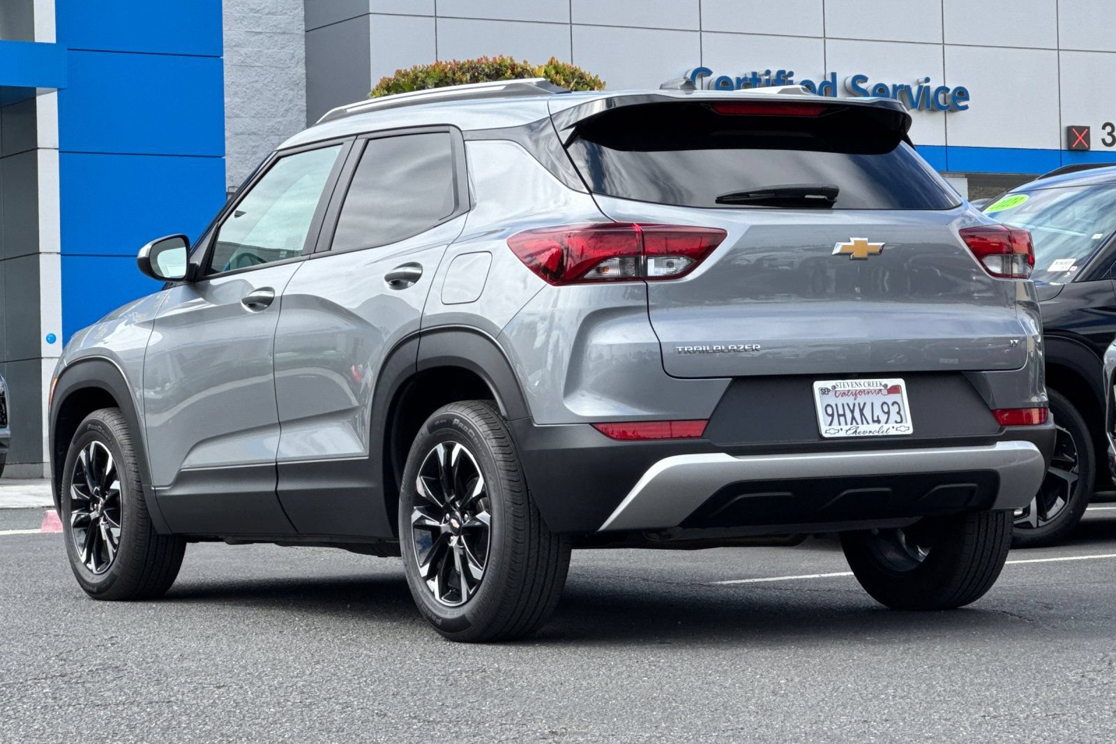 Used 2023 Chevrolet TrailBlazer LT FWD image 7