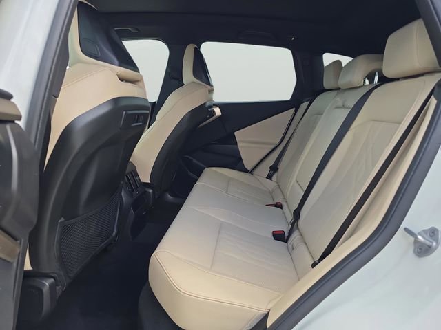 Used 2025 BMW X3 xDrive30i w/ Premium Package image 12