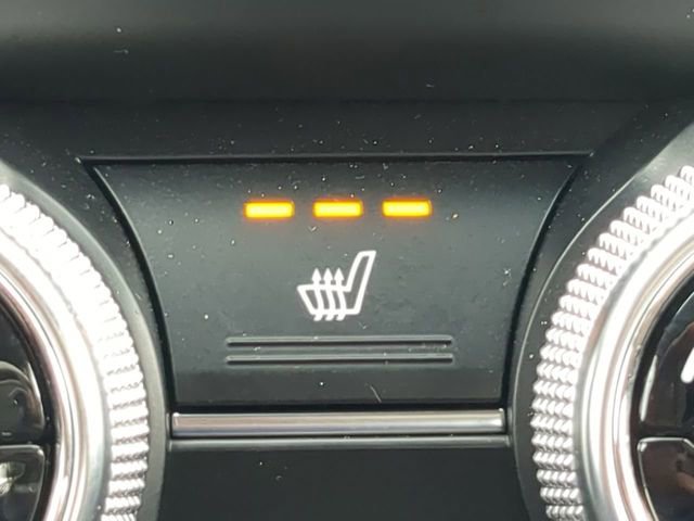 Used 2023 Genesis G70 2.0T RWD image 24