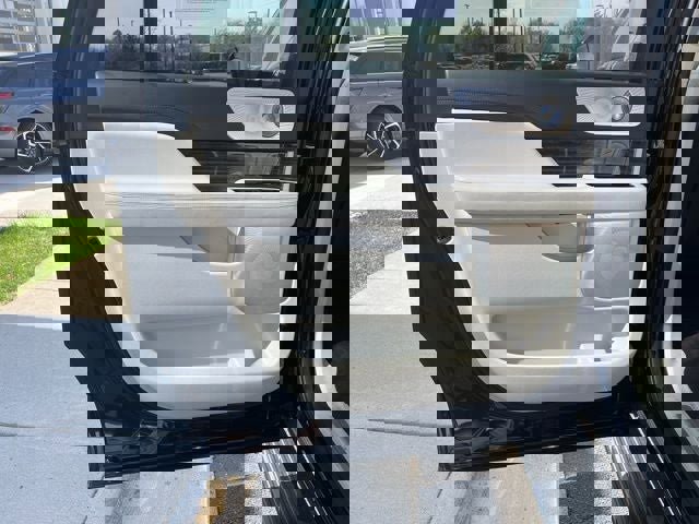 Used 2023 Lincoln Navigator L Black Label image 19