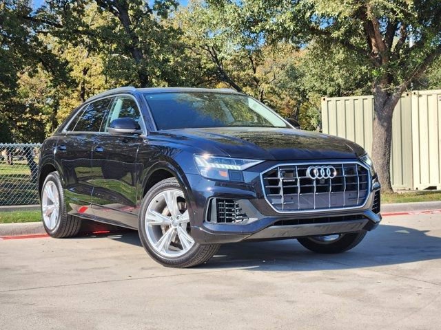 Used 2020 Audi Q8 Prestige video 2
