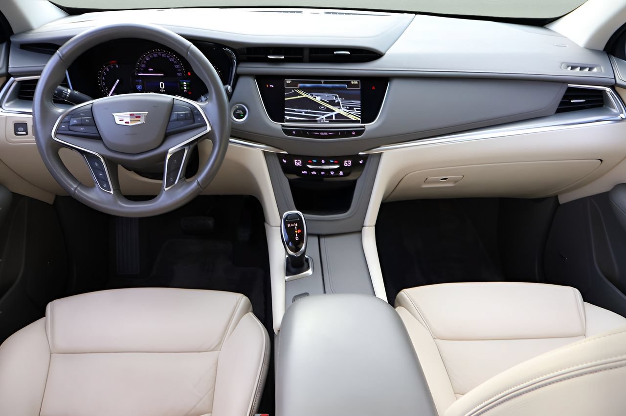 Used 2019 Cadillac XT5 Luxury AWD/4WD image 13