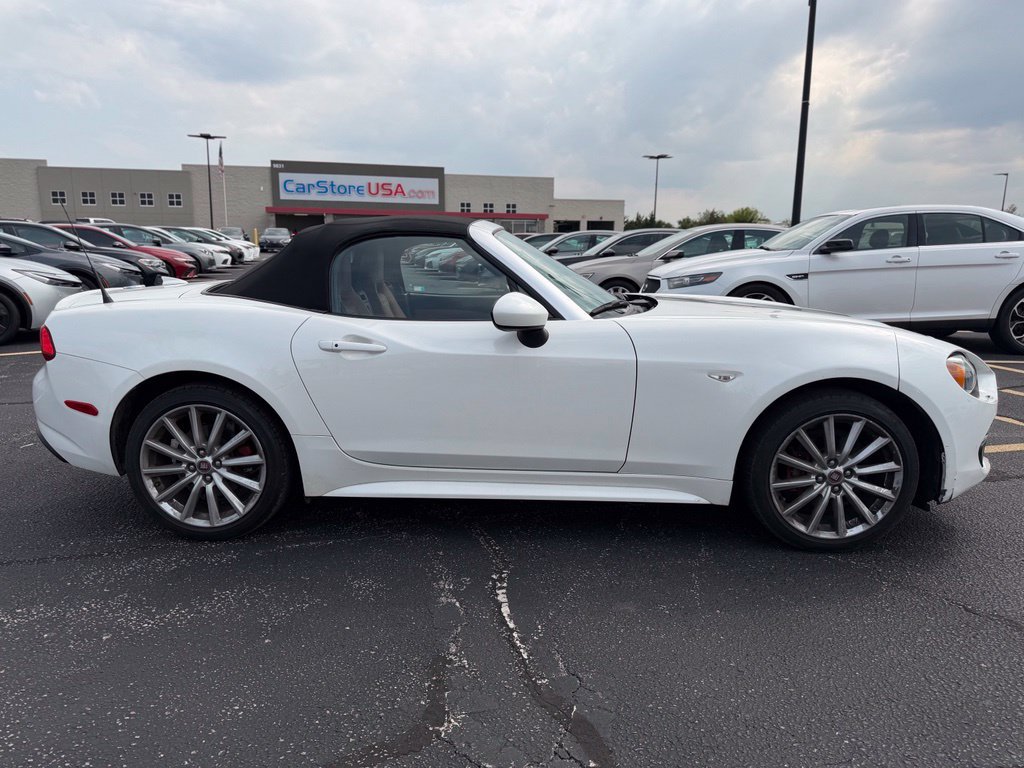 Used 2019 FIAT 124 Spider Lusso w/ Convenience Group RWD image 8