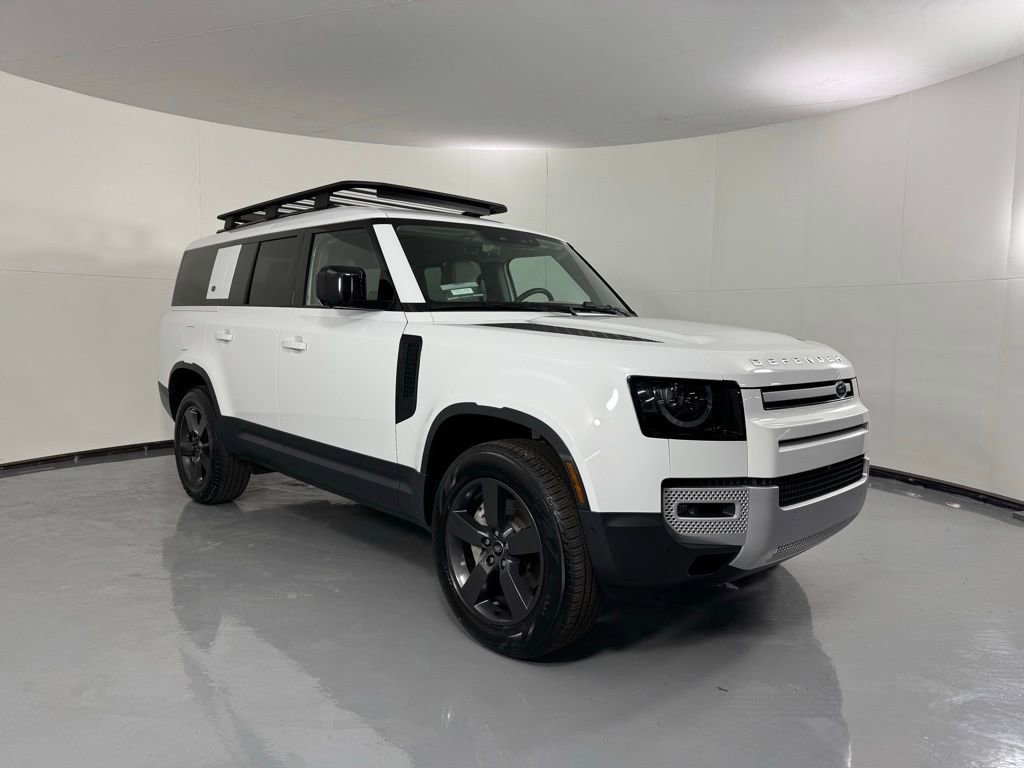 Used 2024 Land Rover Defender 130 S image 5
