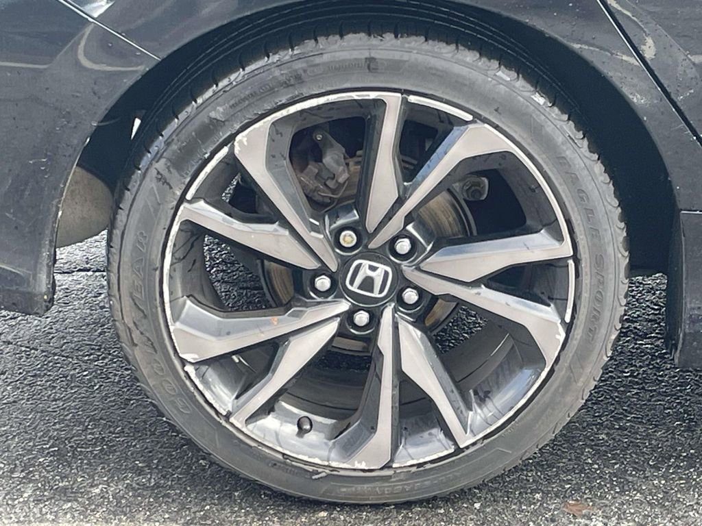 Used 2019 Honda Civic Sport image 12