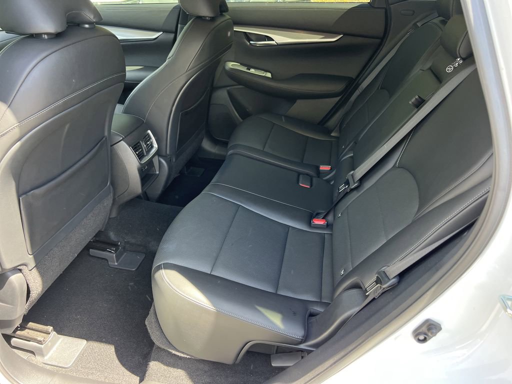 Used 2023 INFINITI QX50 Luxe FWD image 17