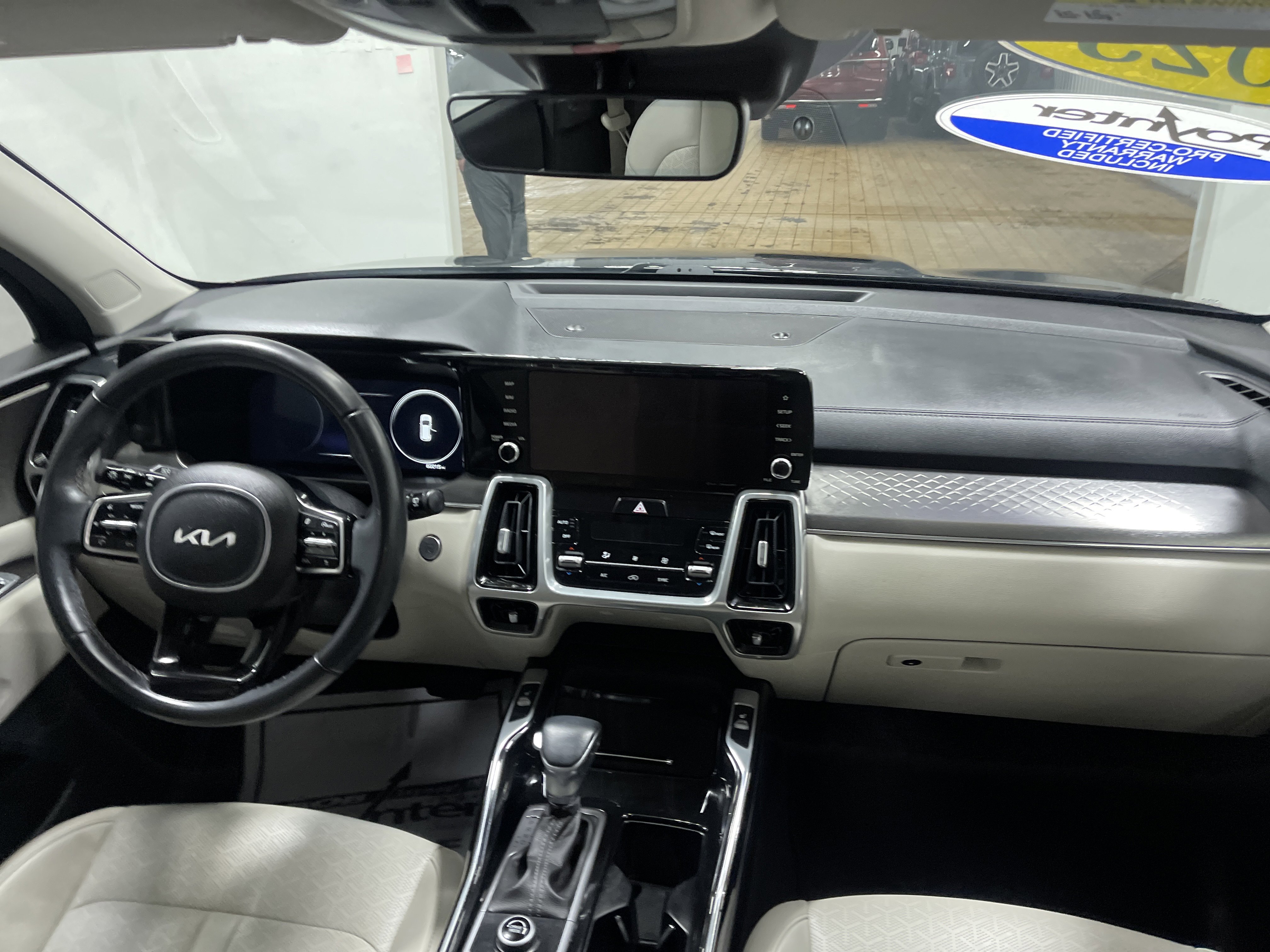 Used 2023 Kia Sorento SX image 23