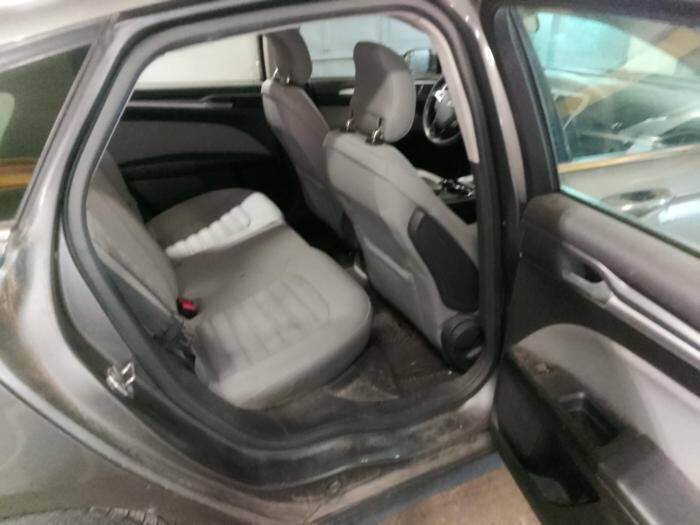 Used 2014 Ford Fusion S FWD image 29