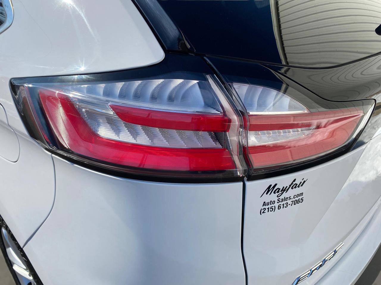 Used 2019 Ford Edge SEL image 10