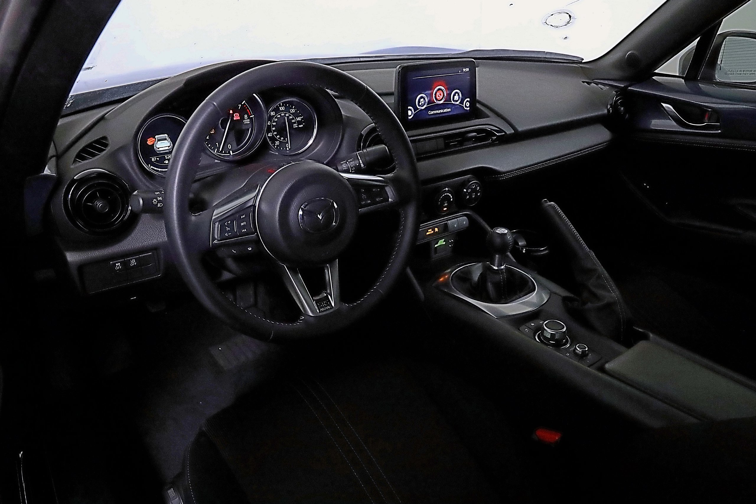 Used 2021 MAZDA MX-5 Miata RF Club RWD image 15