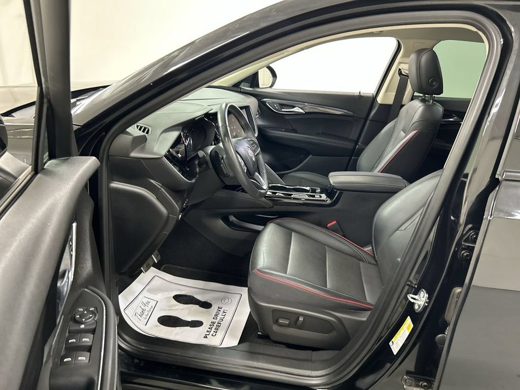 Certified 2022 Buick Envision Essence w/ Technology Package I AWD/4WD image 9