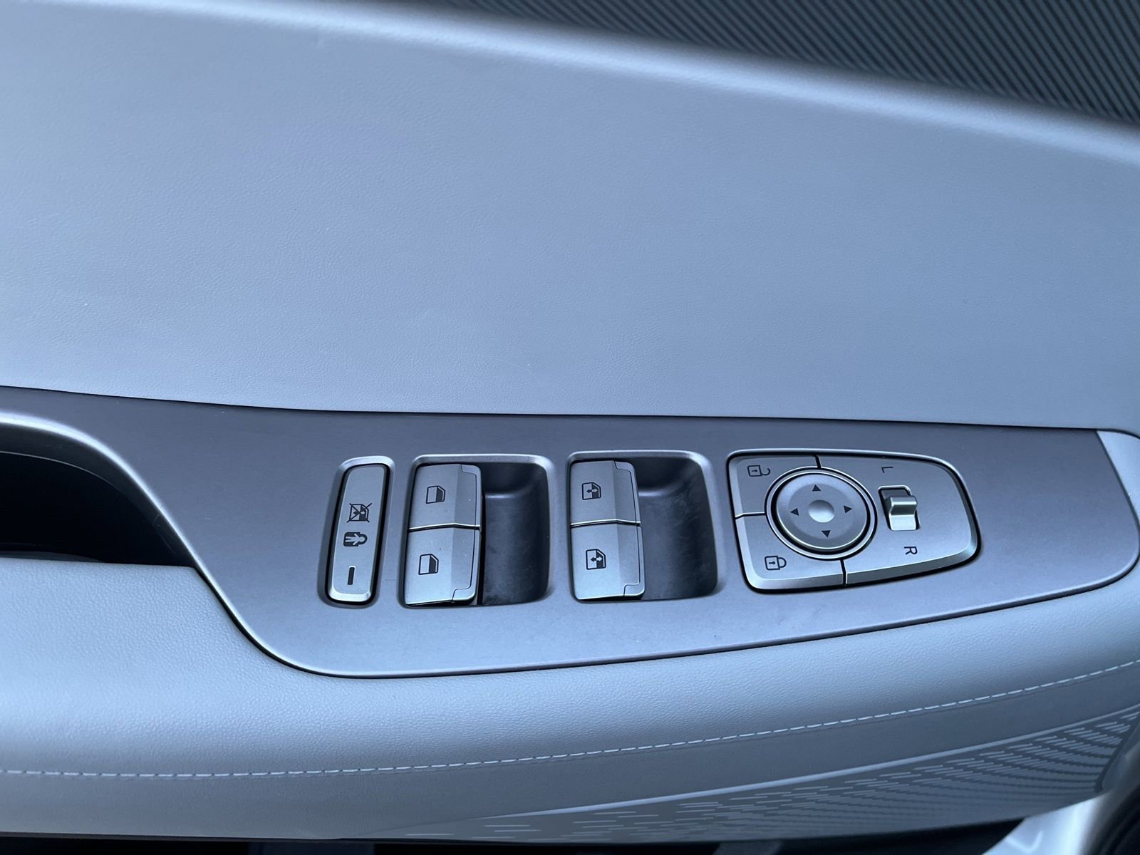 Used 2025 Hyundai Palisade SEL image 25