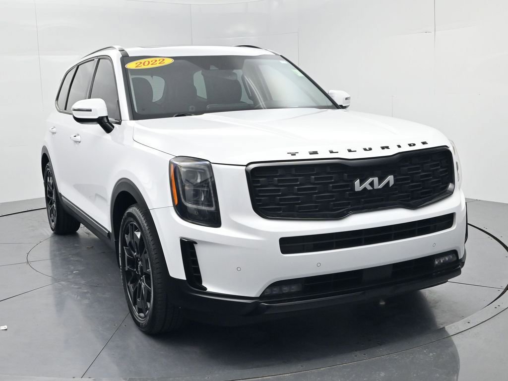 Used 2022 Kia Telluride SX w/ SX Prestige Package image 2
