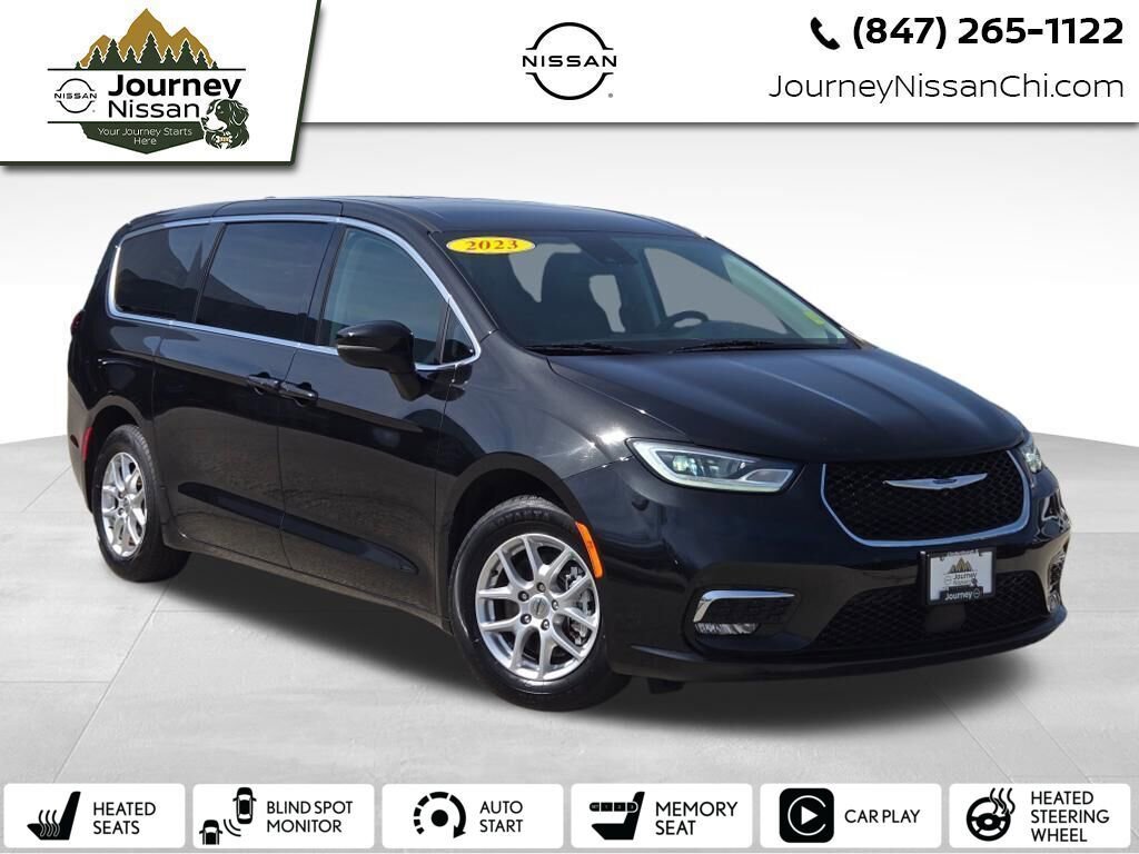 Used 2023 Chrysler Pacifica Touring-L