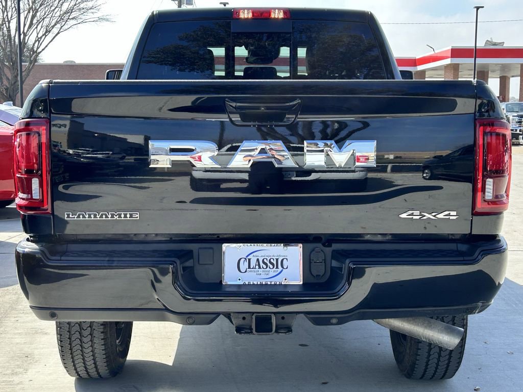 Used 2026 RAM 2500 Laramie AWD/4WD image 5