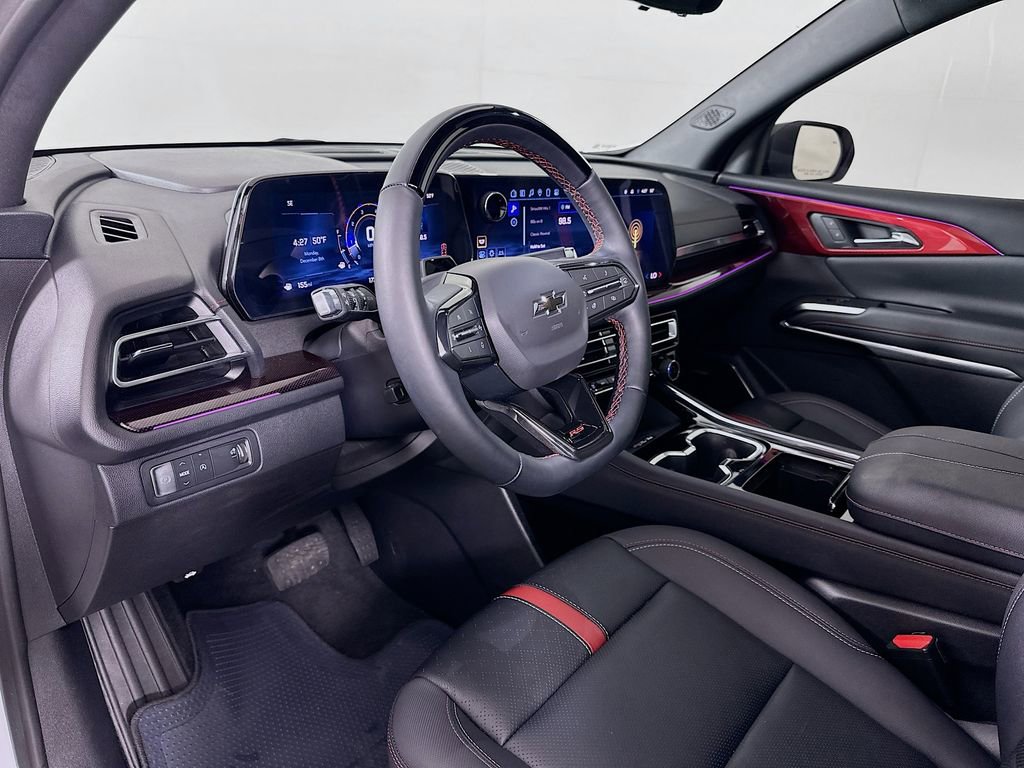 Used 2024 Chevrolet Traverse RS image 9