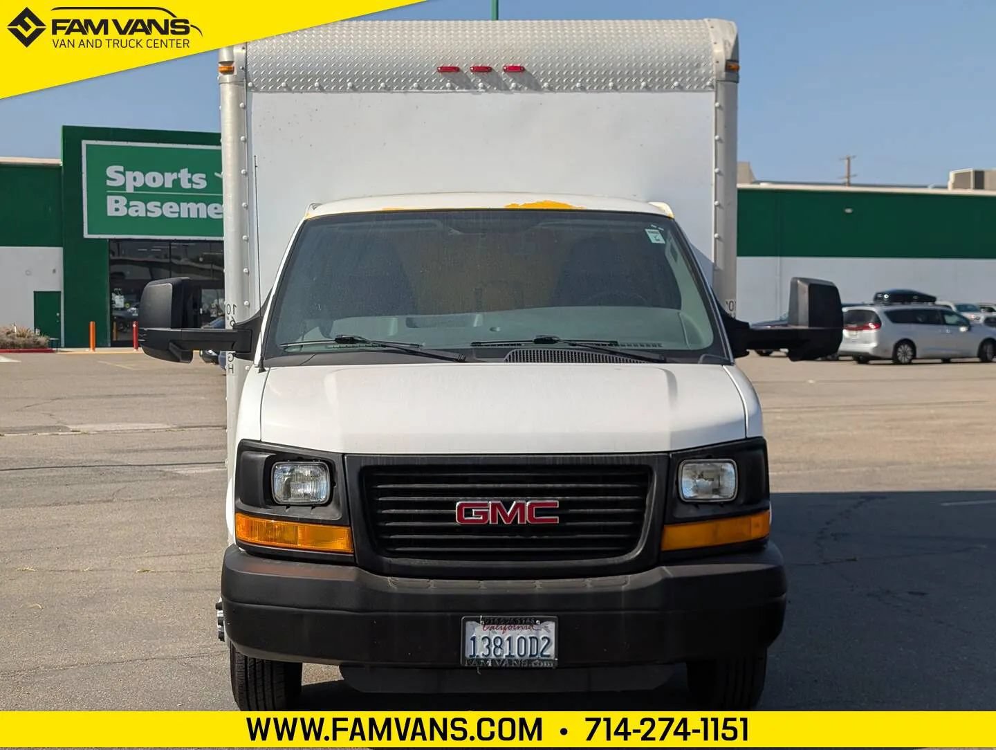 Used 2012 GMC Savana 3500 RWD image 2