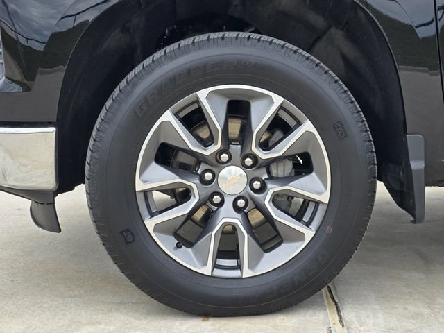 Used 2023 Chevrolet Silverado 1500 LT AWD/4WD image 11