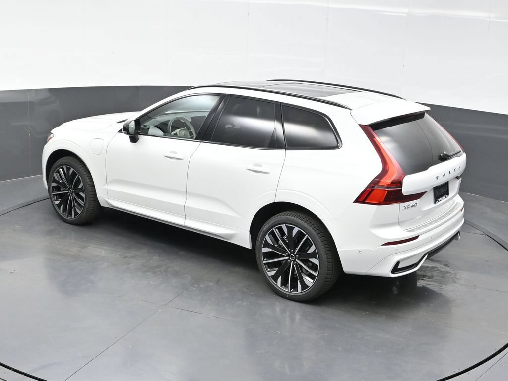 New 2026 Volvo XC60 T8 Ultra w/ Climate Package AWD/4WD image 35