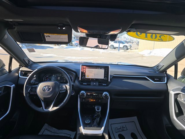 Used 2019 Toyota RAV4 XSE image 15