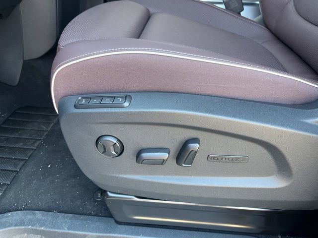 New 2025 Volkswagen ID. Buzz Pro S image 16