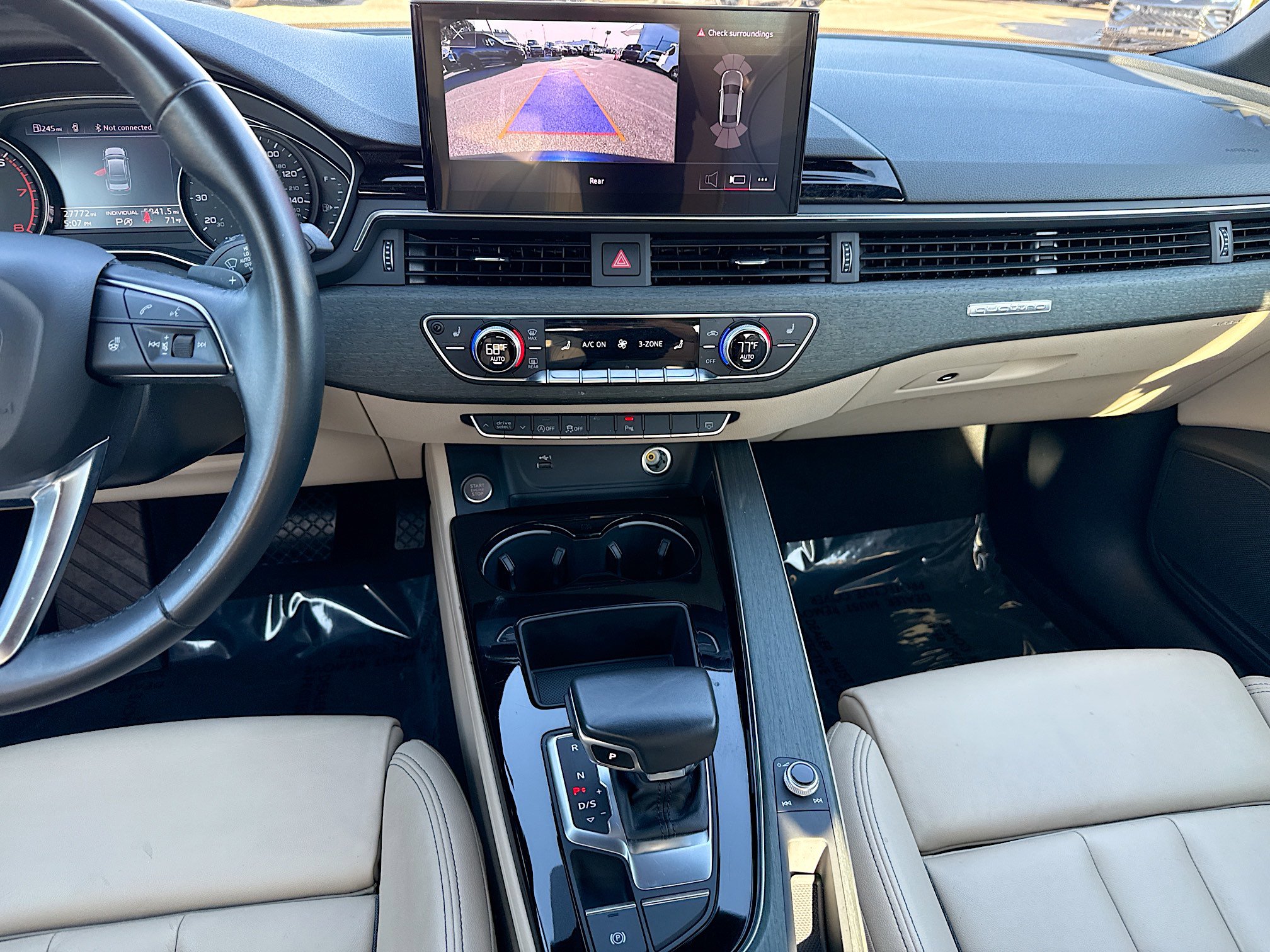 Used 2024 Audi A4 2.0T Premium w/ Convenience Package image 18