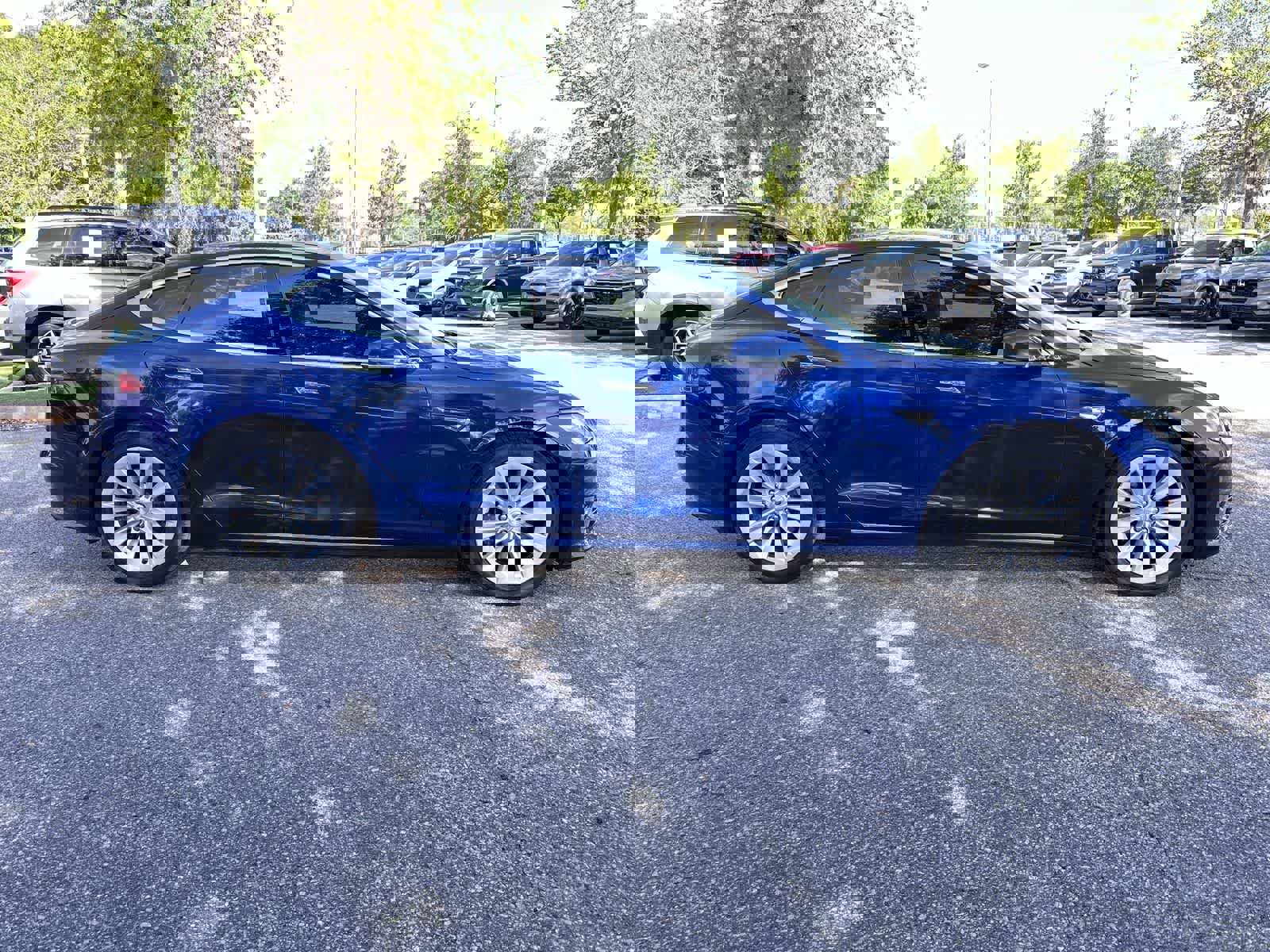 Used 2016 Tesla Model S 70D image 7