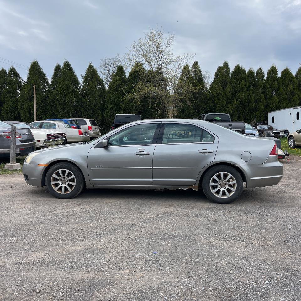 Used 2008 Mercury Milan FWD image 4